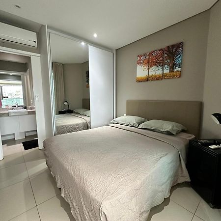 Estanconfor Praia Santos 3 - Ac Garagem Arrumacao Sacada Fechada Esterno foto